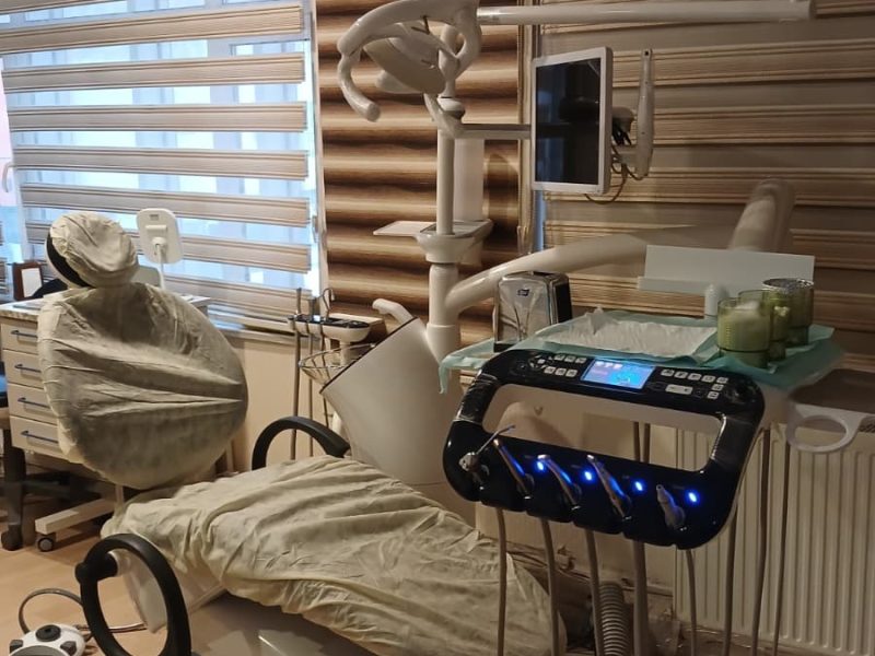 Dr. Nuri Berk Ağız ve Diş Sağlığı Hekimi